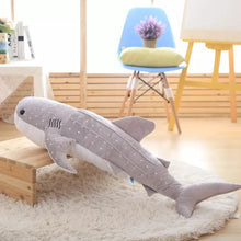 Lade das Bild in den Galerie-Viewer, XXL Plüsch-Hai Kuscheltier | Weiches Stofftier &amp; Kissen - [product_type - selley.de
