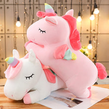 Lade das Bild in den Galerie-Viewer, XXL Einhorn Kuscheltier und Kissen - selley.de
