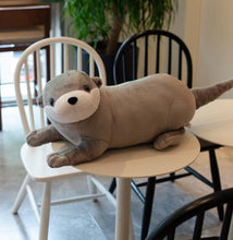 Lade das Bild in den Galerie-Viewer, XXL Otter Kuscheltier - selley.de

