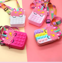 Lade das Bild in den Galerie-Viewer, Fidget Toy Pop It Taschen - selley.de
