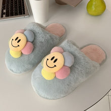 Lade das Bild in den Galerie-Viewer, Smiley Slipper | Flauschige Trend Slides mit Smiley Faces - [product_type - selley.de
